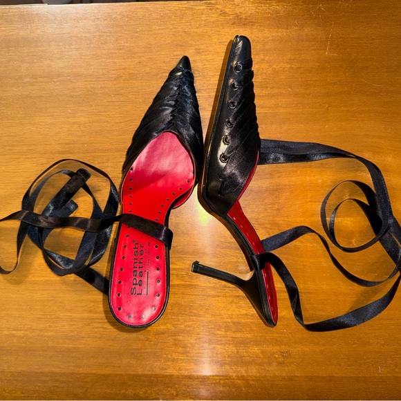 New Sergio Zelcer Ankle Ribbon Tie Up Black and Red Leather Heels - Size 7.5 - Picture 1 of 7